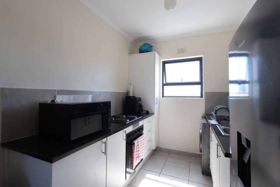 2 Bedroom Property for Sale in Parklands Western Cape
